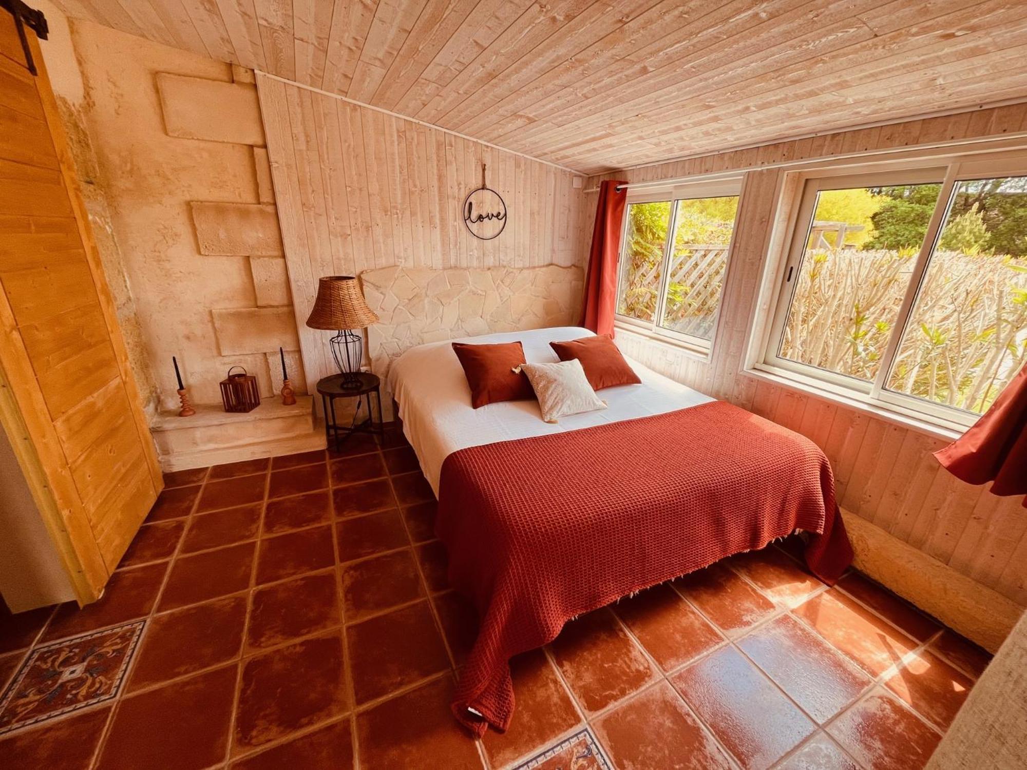 الشقق الفندقية لامبيسكفي  Domaine Amourella الغرفة الصورة