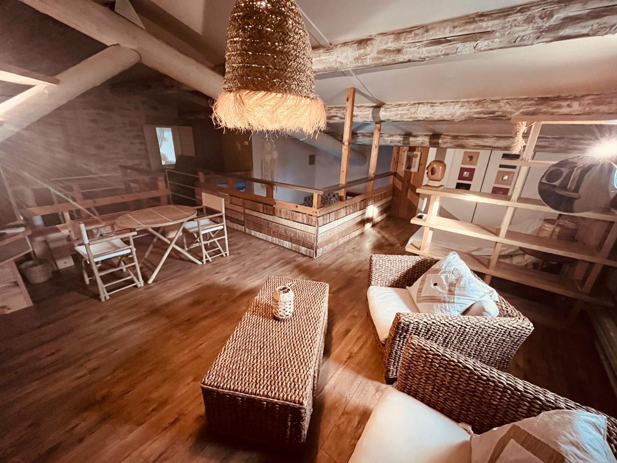 الشقق الفندقية لامبيسكفي  Domaine Amourella الغرفة الصورة